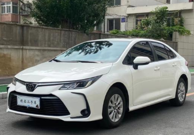 丰田 卡罗拉 2019款 1.2T SCVT GLi精英版